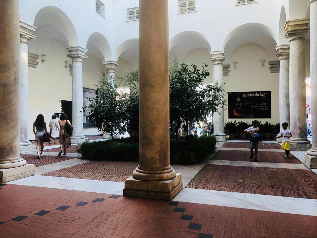 Palazzina B - Contemporary Studio Genoa Bagian luar foto