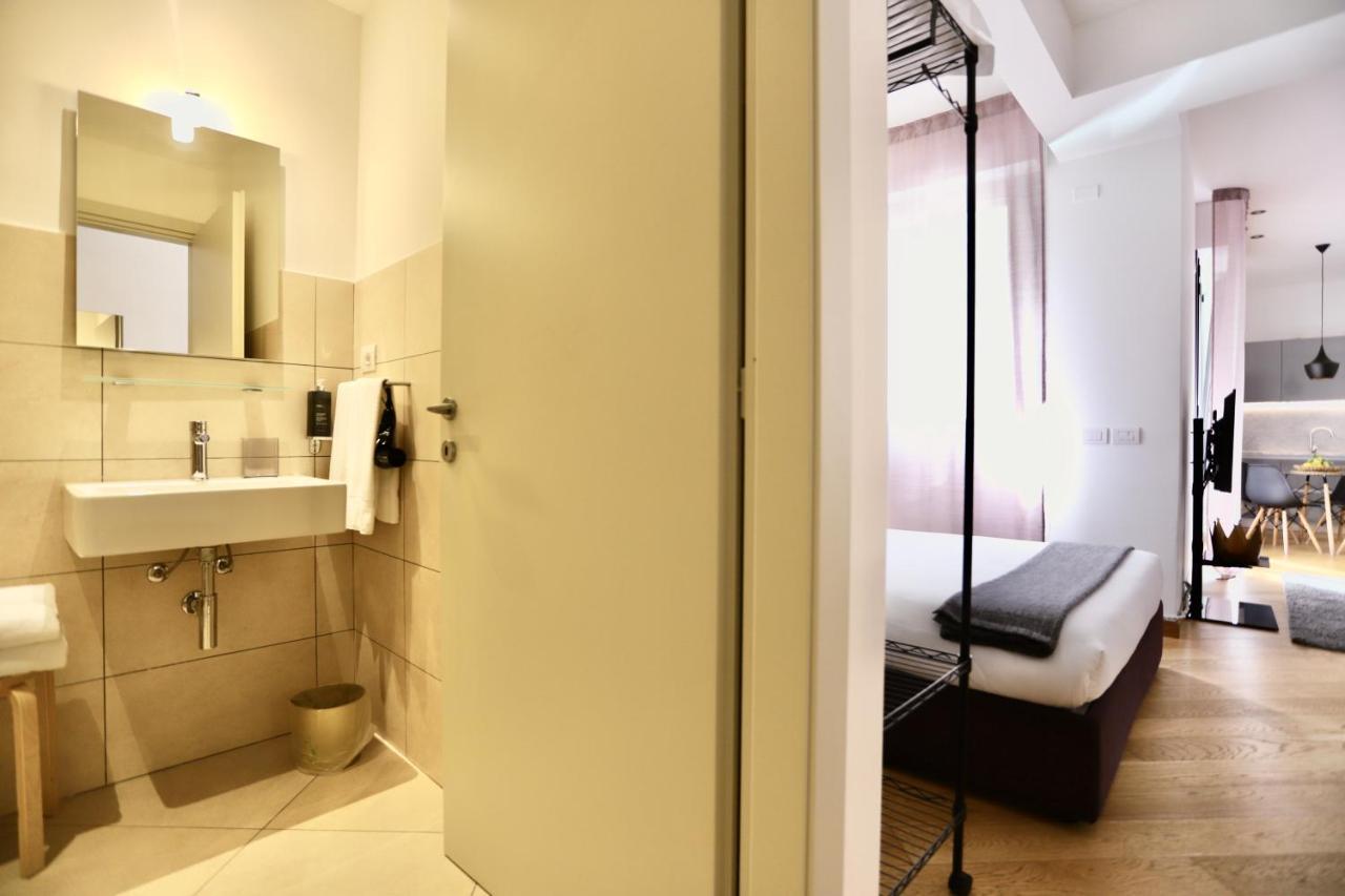 Palazzina B - Contemporary Studio Genoa Bagian luar foto